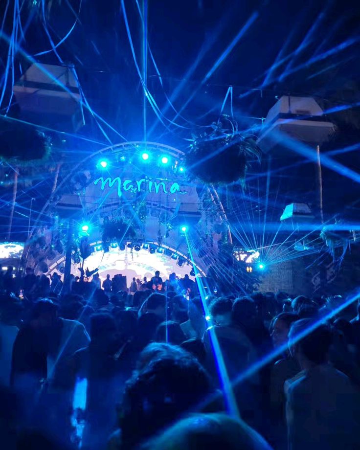 marina beach club valencia